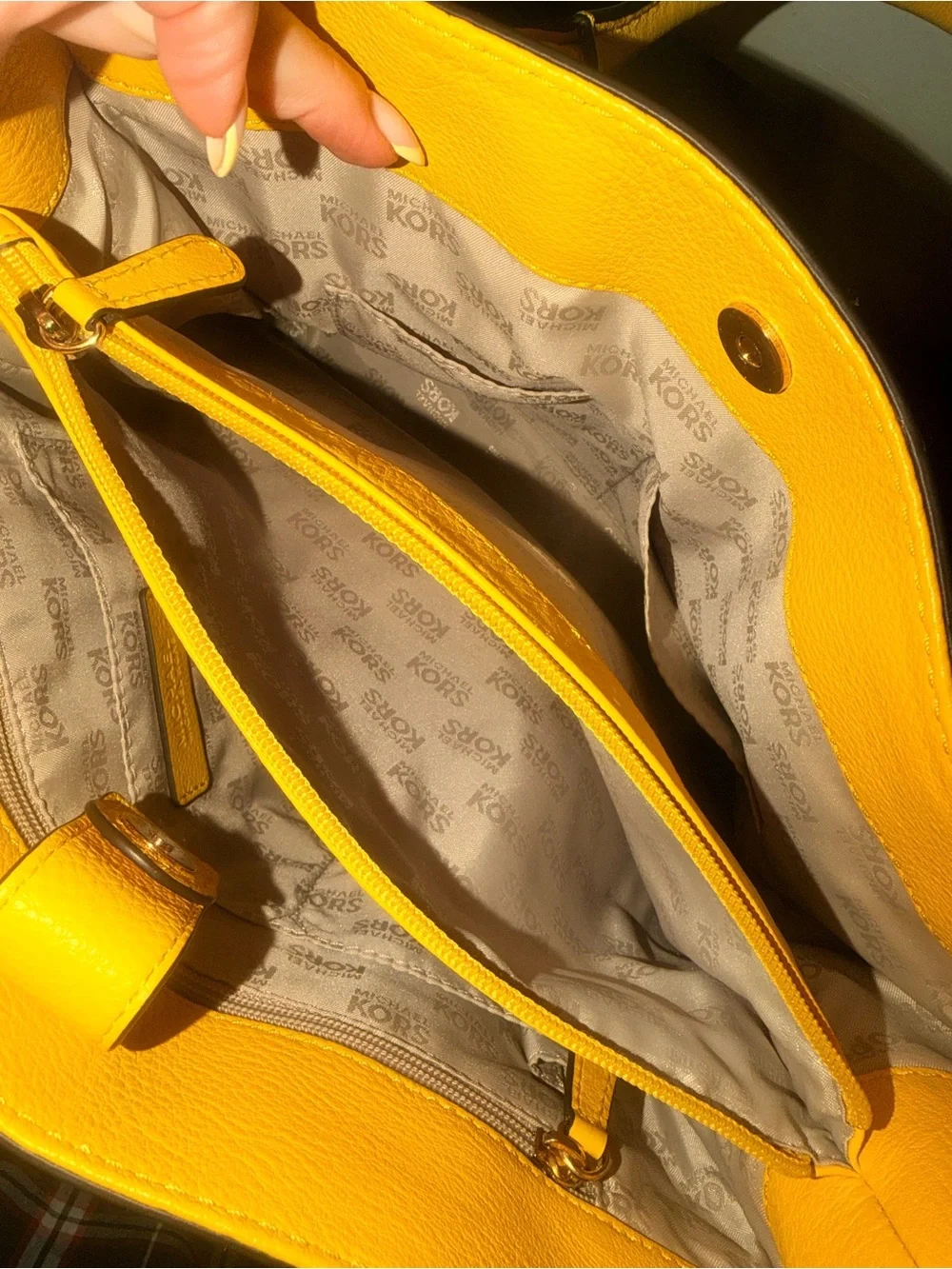 Michael Kors Yellow Pebbled handbag